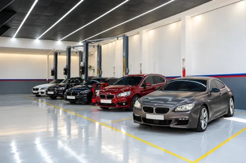 Luxury-BMW-Service-Bay