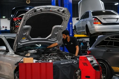 Mercedes-Benz-Workshop-Inspection